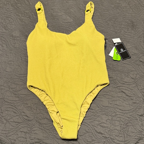 VOLCOM So Current One piece - Picture 1 of 5